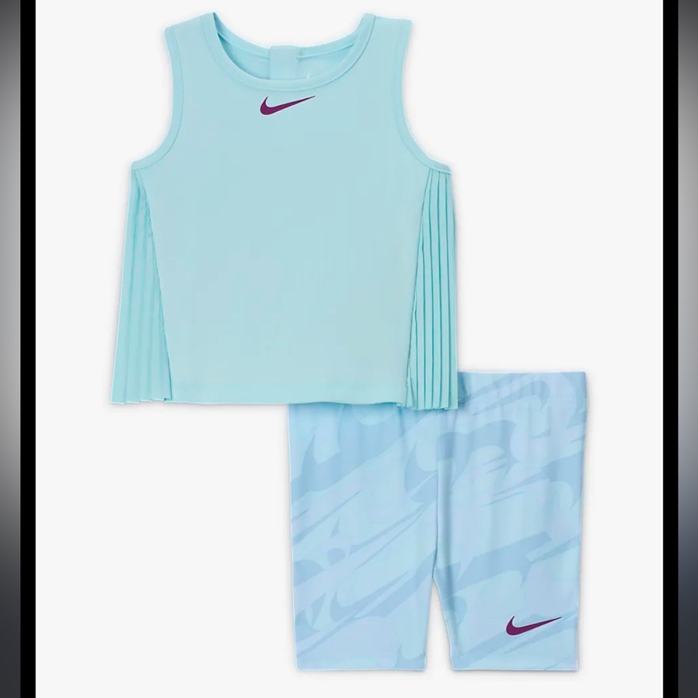 bnwt Nike Dri-FIT Prep in Your Step
Visit baby (12-24M) Shorts Set